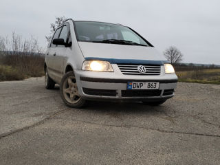 Volkswagen Sharan foto 6