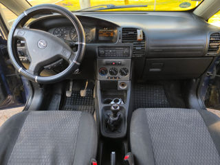 Opel Zafira foto 6