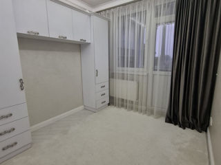 Apartament cu 3 camere, 87 m², Buiucani, Chișinău foto 4