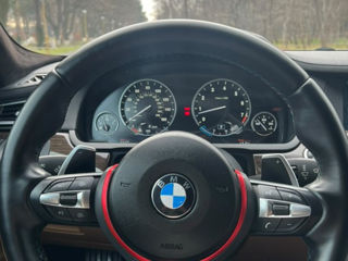 BMW 7 Series foto 8