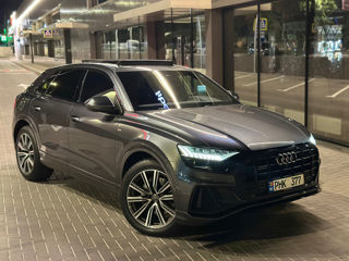 Audi Q8 foto 3