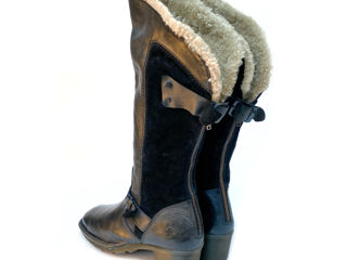 Dr Martens Shearling Trim Tall Leather Boots. Размер 41. Оригинал. В отличном состоянии. foto 3