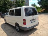 Toyota Hiace 2.4 D foto 1