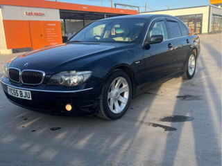 BMW 7 Series foto 2