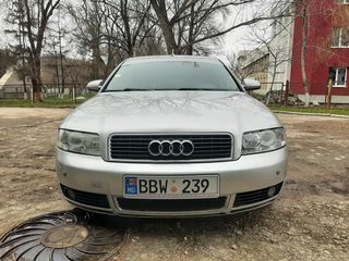 Audi A4 foto 2