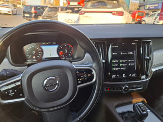 Volvo V90 Cross Country foto 9