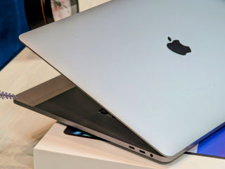 MacBook Pro 16 Retina 2020 (Core i7 9750H/16Gb DDR4/512Gb SSD/Radeon Pro 5300M/384 Cycles/16") foto 10