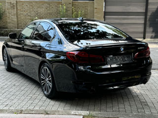 BMW 5 Series foto 3