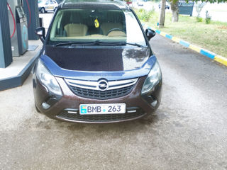 Opel Zafira foto 8