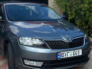 Skoda Rapid foto 1