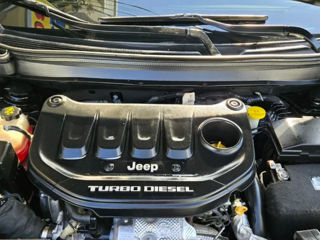 Jeep Cherokee foto 14