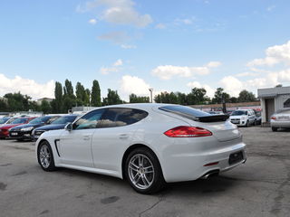 Porsche Panamera foto 6