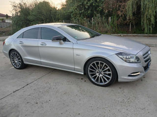 Mercedes CLS-Class foto 2