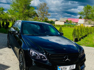 Mercedes E-Class foto 5