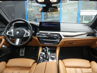 BMW 5 Series foto 7