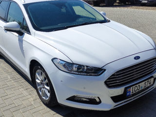 Ford Mondeo foto 6