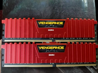 B-Die, DDR4, 4x32gb -1000lei Pentru jocuri