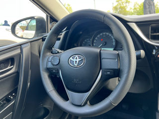 Toyota Auris foto 9