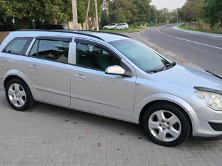 Opel Astra foto 2