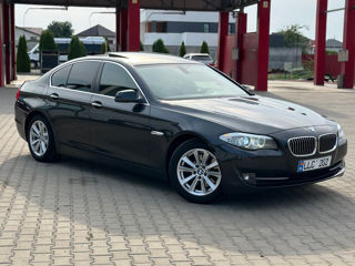 BMW 5 Series foto 2