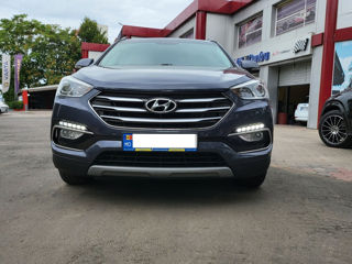 Hyundai Santa FE foto 1