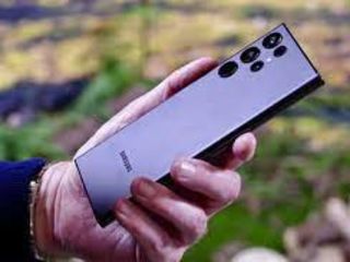 Cumpăr ABSOLUT tot de la linia Samsung S22 / S22+/ S22 ULTRA!