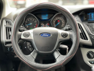 Ford Focus foto 12