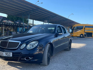 Mercedes E-Class foto 3