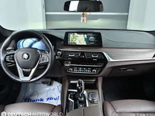 BMW 5 Series foto 7