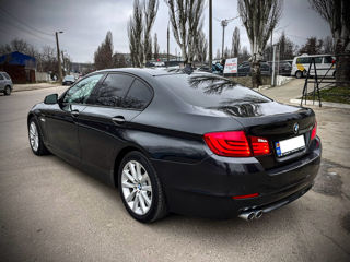 BMW 5 Series foto 7