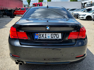 BMW 7 Series foto 4