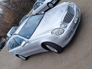 Mercedes E-Class Wagon