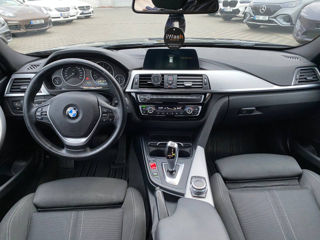 BMW 3 Series Touring foto 9