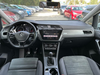 Volkswagen Touran foto 15