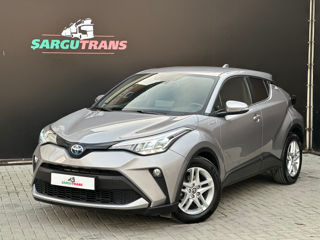 Toyota C-HR foto 1