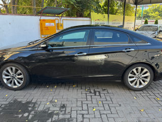 Hyundai Sonata foto 8