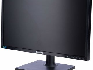 Samsung 22" - 24"