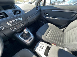 Renault Scenic foto 14