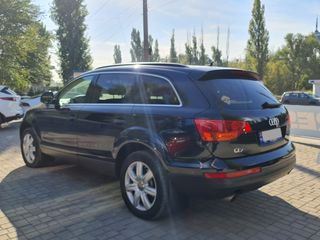 Audi Q7 foto 4