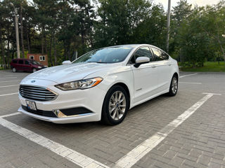 Ford Fusion foto 1