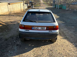 Opel Astra foto 2