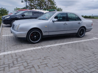 Mercedes E-Class