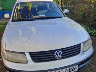 Volkswagen Passat foto 2