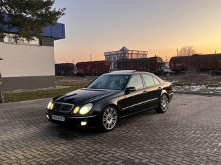 Mercedes E-Class foto 5