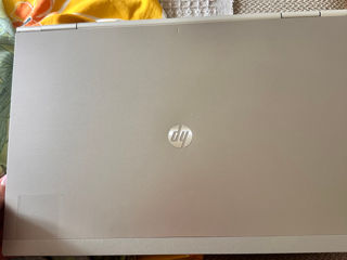 HP Laptop na detali foto 1