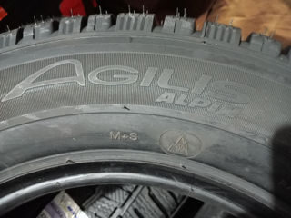 235 65 R16C 121/119R Michelin Agilis Alpin foto 6