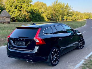 Volvo V60 foto 3