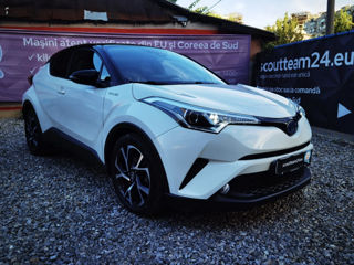 Toyota C-HR foto 1