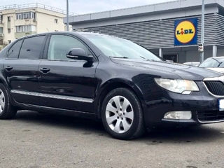 Skoda Superb foto 3