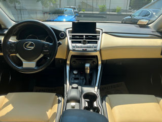 Lexus NX Series foto 8